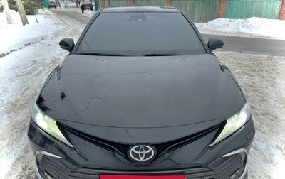 Toyota Camry, 2021 год, 3 990 000 рублей, 1 фотография