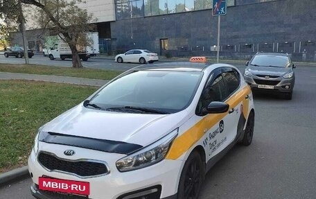 KIA cee'd III, 2018 год, 970 000 рублей, 2 фотография