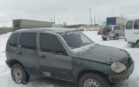 Chevrolet Niva I рестайлинг, 2005 год, 160 000 рублей, 2 фотография