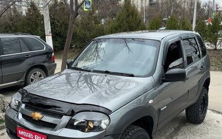 Chevrolet Niva I рестайлинг, 2012 год, 830 000 рублей, 4 фотография