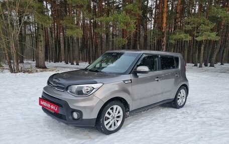 KIA Soul II рестайлинг, 2018 год, 1 675 000 рублей, 5 фотография