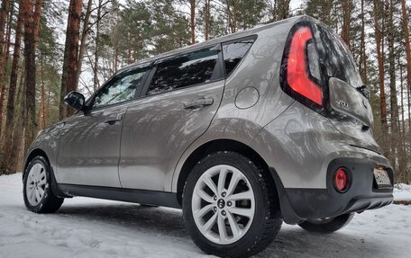 KIA Soul II рестайлинг, 2018 год, 1 675 000 рублей, 15 фотография