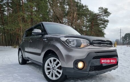 KIA Soul II рестайлинг, 2018 год, 1 675 000 рублей, 9 фотография