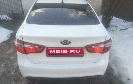 KIA Rio III рестайлинг, 2014 год, 700 000 рублей, 3 фотография