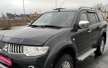 Mitsubishi Pajero Sport II рестайлинг, 2013 год, 2 100 000 рублей, 12 фотография