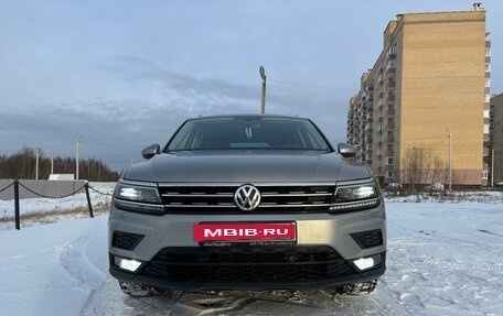 Volkswagen Tiguan II, 2018 год, 3 560 000 рублей, 22 фотография