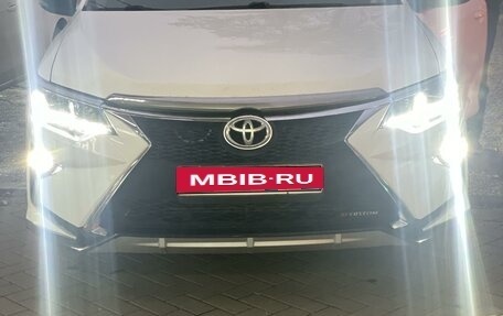 Toyota Camry, 2016 год, 1 680 000 рублей, 4 фотография