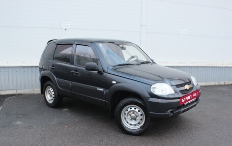 Chevrolet Niva I рестайлинг, 2009 год, 485 000 рублей, 3 фотография