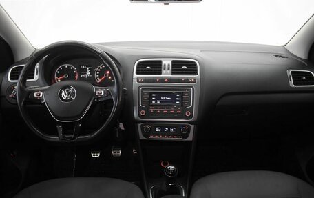 Volkswagen Polo VI (EU Market), 2016 год, 1 020 000 рублей, 5 фотография