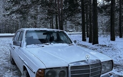 Mercedes-Benz W123, 1977 год, 380 000 рублей, 1 фотография