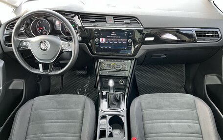 Volkswagen Touran III, 2019 год, 2 150 000 рублей, 12 фотография