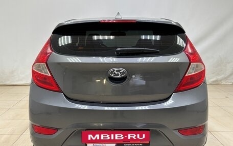 Hyundai Solaris II рестайлинг, 2011 год, 594 000 рублей, 5 фотография