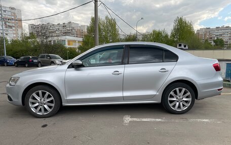 Volkswagen Jetta VI, 2012 год, 999 999 рублей, 4 фотография