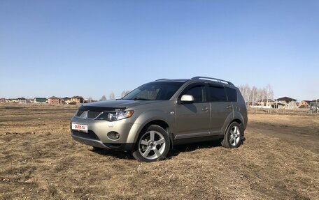 Mitsubishi Outlander III рестайлинг 3, 2008 год, 1 700 000 рублей, 9 фотография