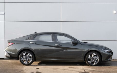 Hyundai Elantra, 2024 год, 2 749 000 рублей, 5 фотография