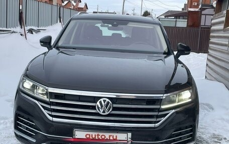 Volkswagen Touareg III, 2018 год, 5 000 000 рублей, 4 фотография