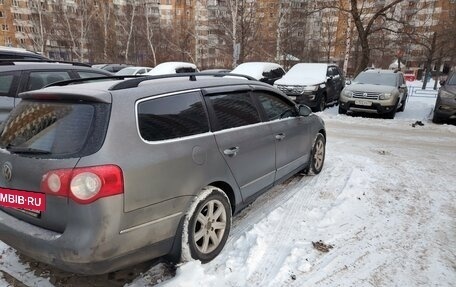 Volkswagen Passat B6, 2006 год, 670 000 рублей, 2 фотография