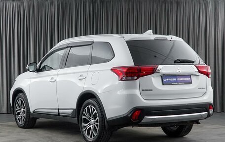 Mitsubishi Outlander III рестайлинг 3, 2018 год, 2 449 000 рублей, 2 фотография