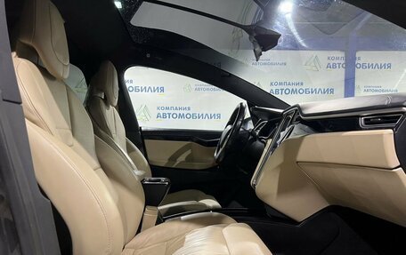 Tesla Model X I, 2016 год, 4 099 000 рублей, 11 фотография