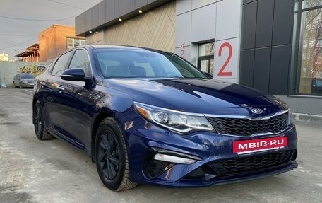 KIA Optima IV, 2019 год, 2 390 000 рублей, 2 фотография