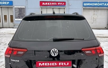 Volkswagen Tiguan II, 2020 год, 2 280 000 рублей, 5 фотография