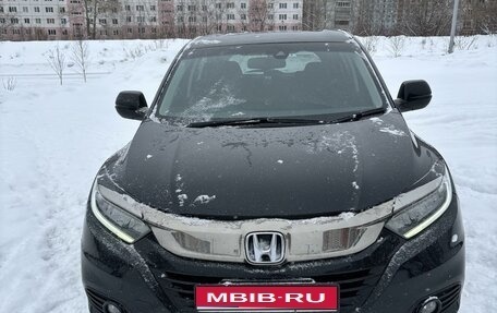 Honda Vezel, 2019 год, 1 999 990 рублей, 1 фотография