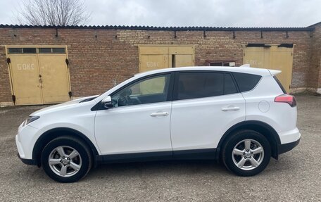 Toyota RAV4, 2017 год, 2 400 000 рублей, 14 фотография