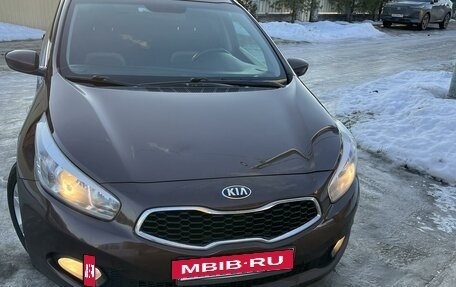 KIA cee'd III, 2014 год, 1 350 000 рублей, 4 фотография