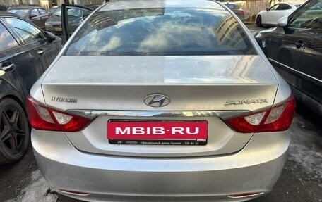 Hyundai Sonata VI, 2011 год, 1 115 000 рублей, 4 фотография