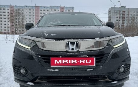 Honda Vezel, 2019 год, 1 999 990 рублей, 2 фотография