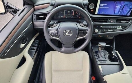 Lexus ES VII, 2024 год, 6 080 000 рублей, 11 фотография