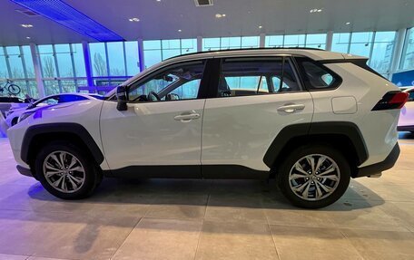 Toyota RAV4, 2024 год, 4 550 000 рублей, 2 фотография