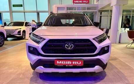 Toyota RAV4, 2024 год, 4 550 000 рублей, 8 фотография