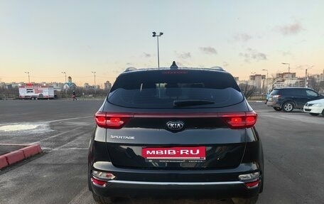 KIA Sportage IV рестайлинг, 2021 год, 2 420 000 рублей, 7 фотография