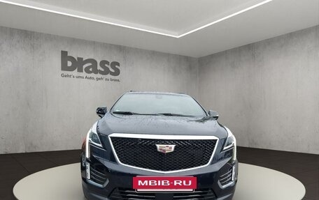 Cadillac XT5 I рестайлинг, 2024 год, 6 300 000 рублей, 2 фотография