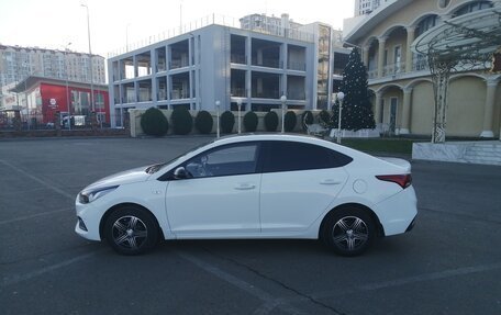 Hyundai Solaris II рестайлинг, 2017 год, 1 470 000 рублей, 10 фотография