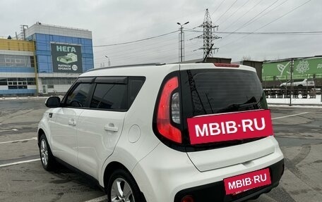 KIA Soul II рестайлинг, 2018 год, 1 600 000 рублей, 12 фотография