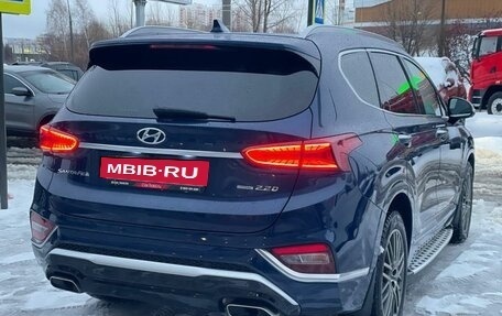 Hyundai Santa Fe IV, 2018 год, 3 970 000 рублей, 6 фотография