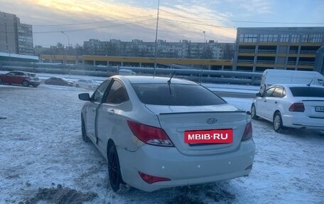 Hyundai Solaris II рестайлинг, 2015 год, 470 000 рублей, 5 фотография