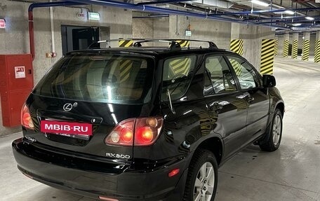 Lexus RX IV рестайлинг, 1999 год, 975 000 рублей, 11 фотография