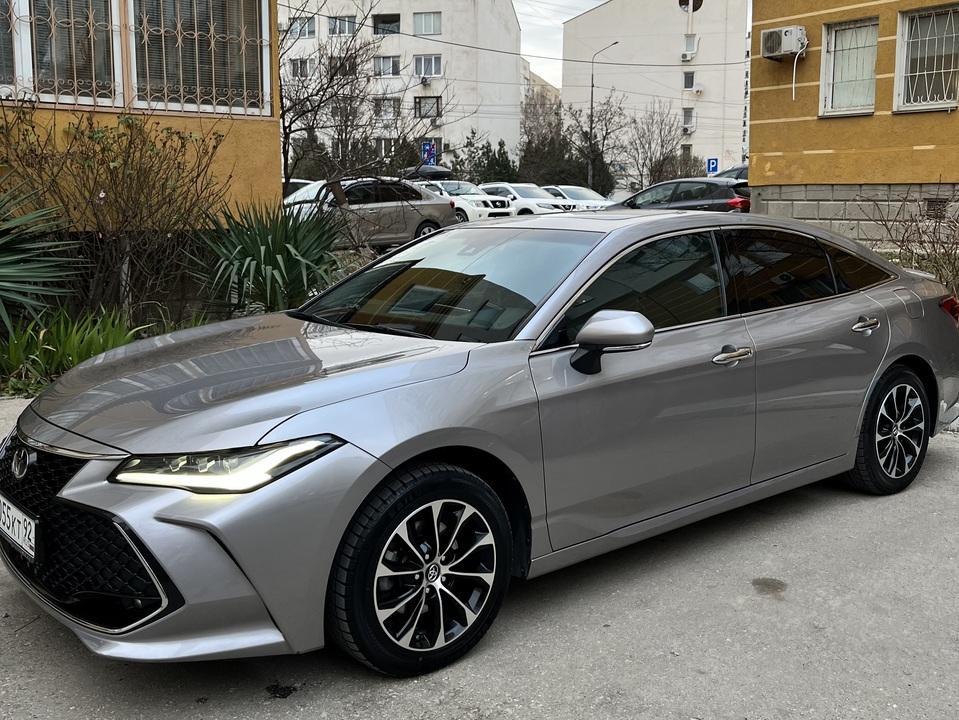 Toyota Avalon XX50, 2022 год, 4 250 000 рублей, 2 фотография