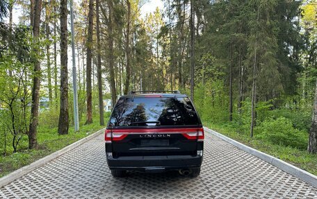 Lincoln Navigator, 2015 год, 3 500 000 рублей, 5 фотография