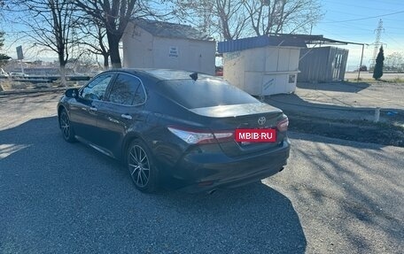 Toyota Camry, 2018 год, 2 980 000 рублей, 3 фотография