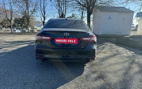 Toyota Camry, 2018 год, 2 980 000 рублей, 4 фотография