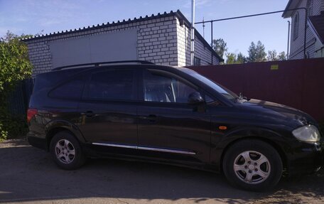 SsangYong Rodius I, 2008 год, 1 000 000 рублей, 5 фотография