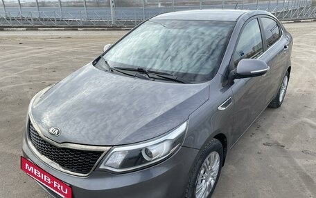 KIA Rio III рестайлинг, 2016 год, 985 000 рублей, 2 фотография