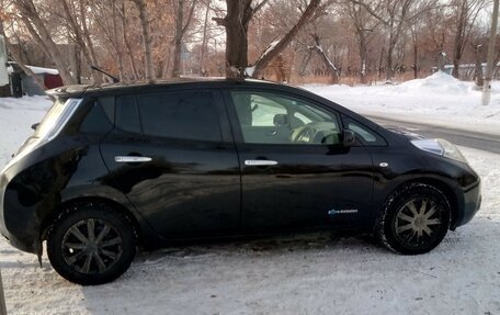 Nissan Leaf I, 2012 год, 650 000 рублей, 2 фотография