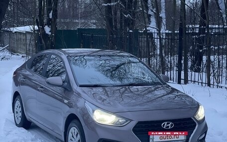 Hyundai Solaris II рестайлинг, 2018 год, 1 470 000 рублей, 3 фотография