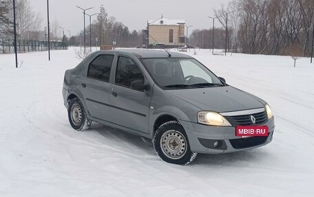 Renault Logan I, 2011 год, 365 000 рублей, 3 фотография