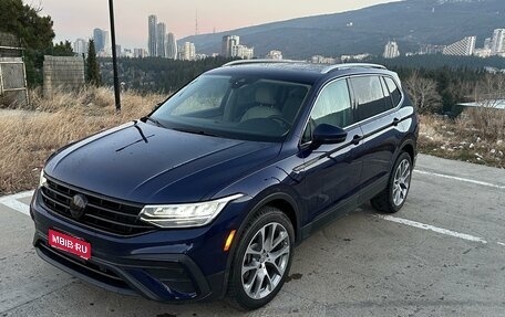 Volkswagen Tiguan II, 2021 год, 1 800 000 рублей, 1 фотография